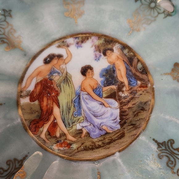 Mismatched L'amour Maidens saucer - Picture 3 of 6
